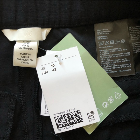 NWT H&M Conscious Viscose Blend Black Work Pants - Picture 6 of 9